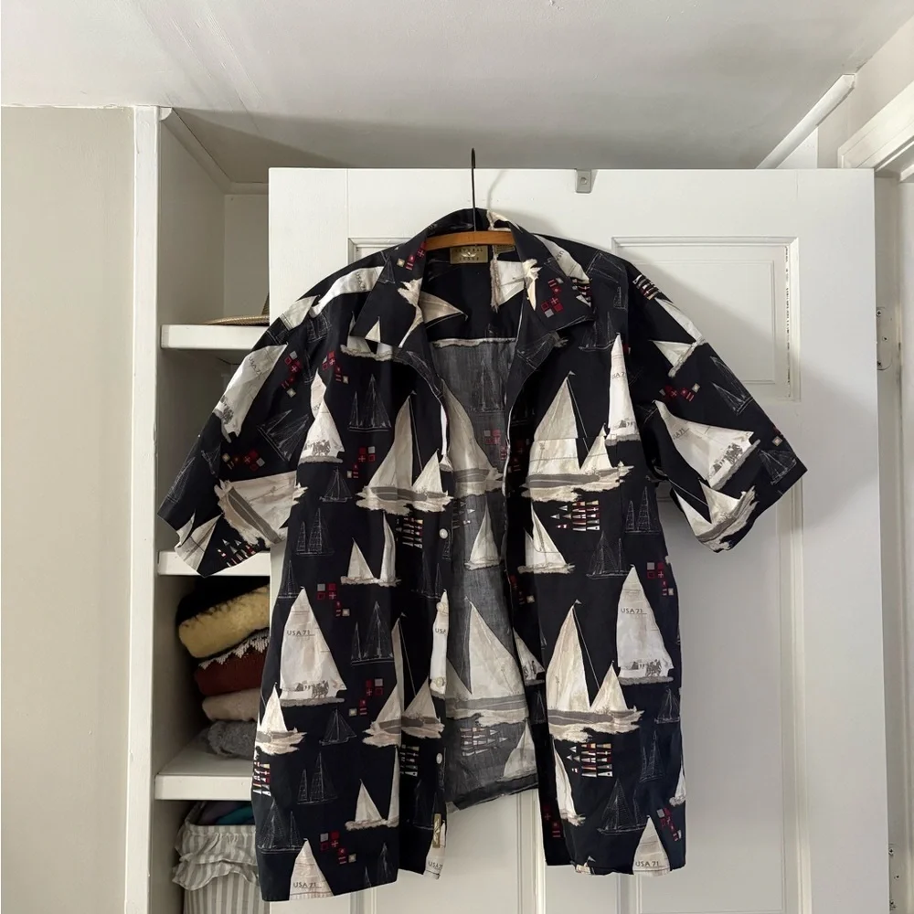 Sailboat Print Men's Jacket - Black & White
